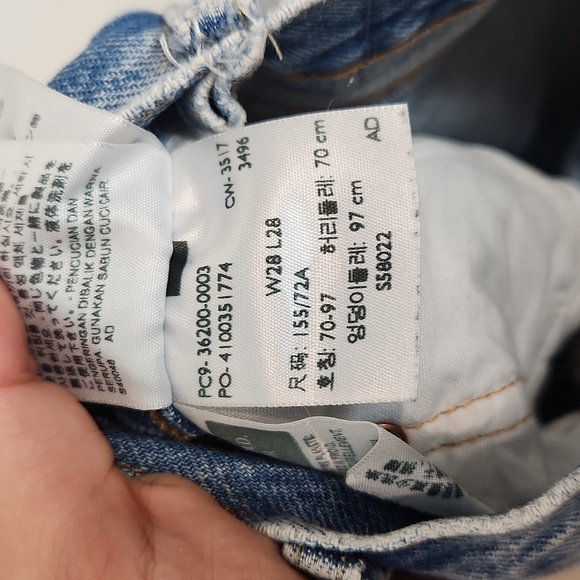 Levi's‎ Light Blue Distressed Women's Jeans - Picture 6 of 6